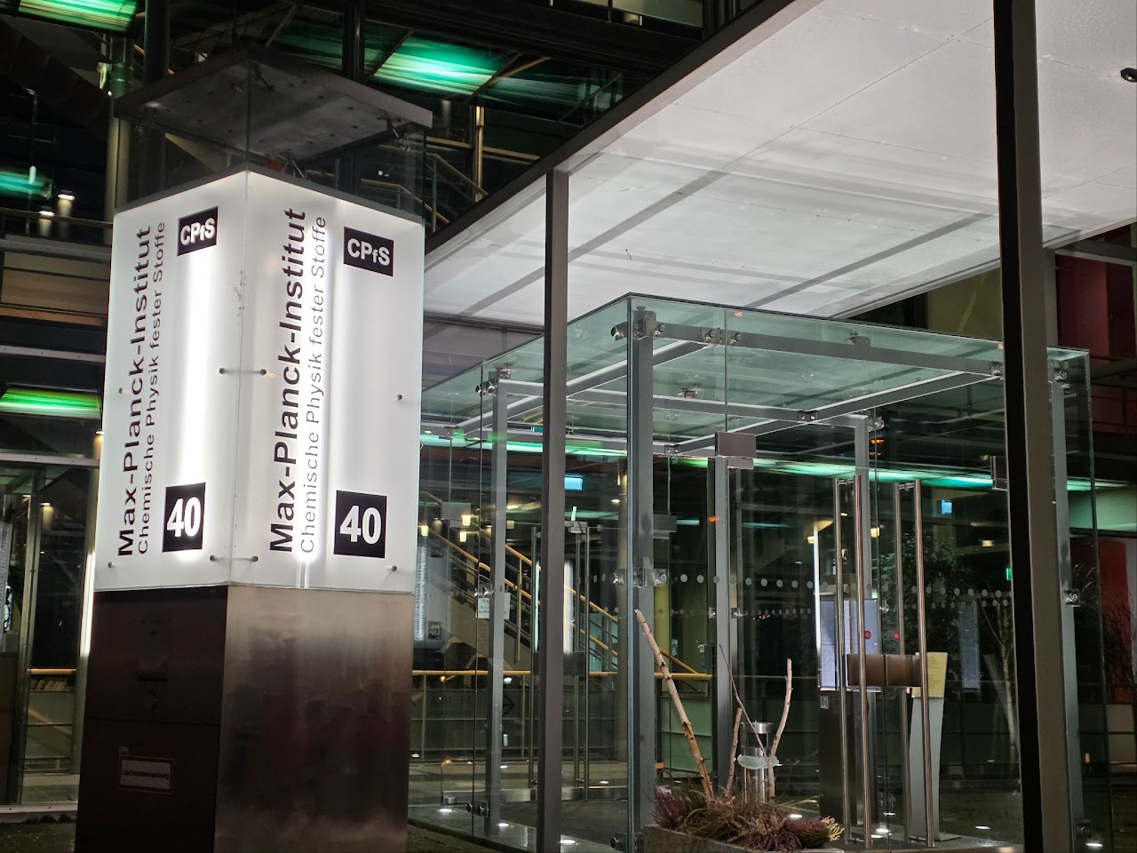 Quantum-sensing experiments at MPI Dresden