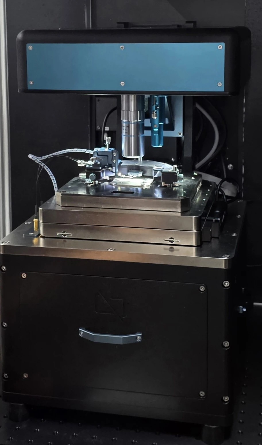 Korea's first QZabre NV scanning microscope installed at QUASAR Lab