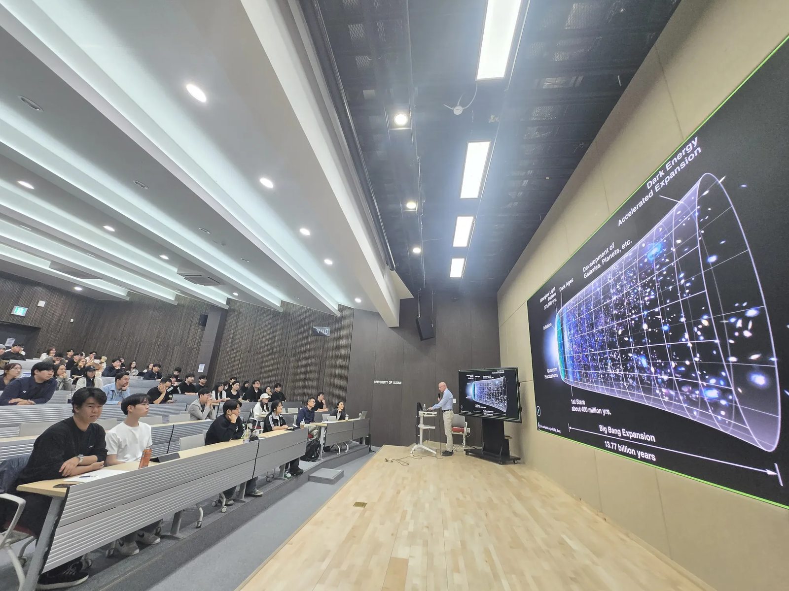 Prof. Amir Yacoby at the UOU Quantum Technology Forum 2026